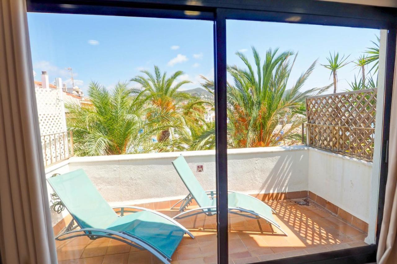 Port Alegre Attic By Hello Homes Sitges Luaran gambar